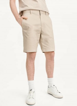 Black Men's Dkny Tech Shorts | 8713GJHVN