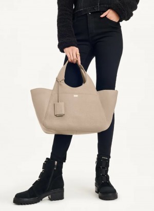 Flint Women's Dkny The Medium Effortless Tote Bags | 5240PRQXV