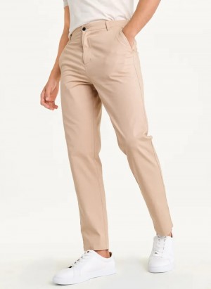 Khaki Men's Dkny Slim Chino Pants | 0893UVFNR