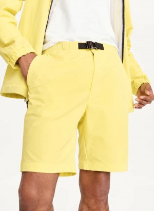 Lemon Men's Dkny Nylon Shorts | 1469JREGV