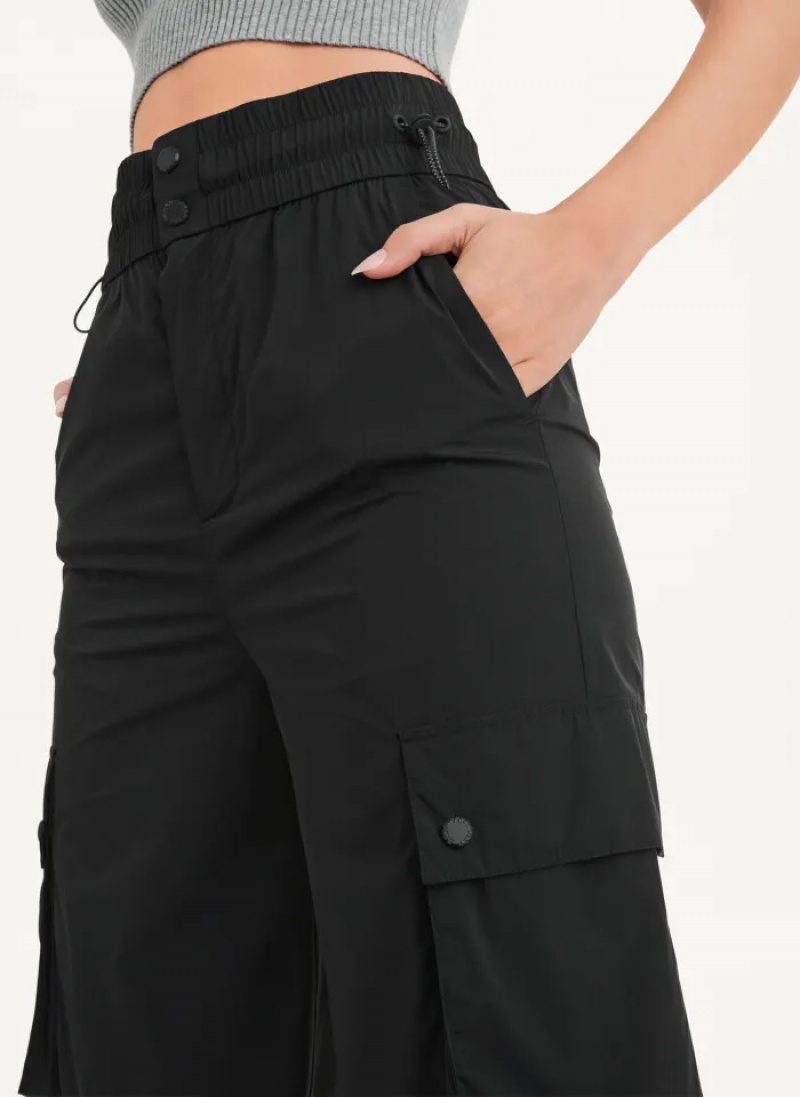 Black Women's Dkny Cargo Pants | 8462RLEVX