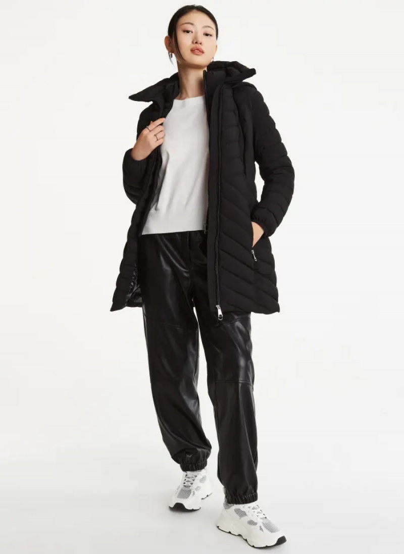 Black Women's Dkny Packable Vestie Walker Coats | 9132CFGHS