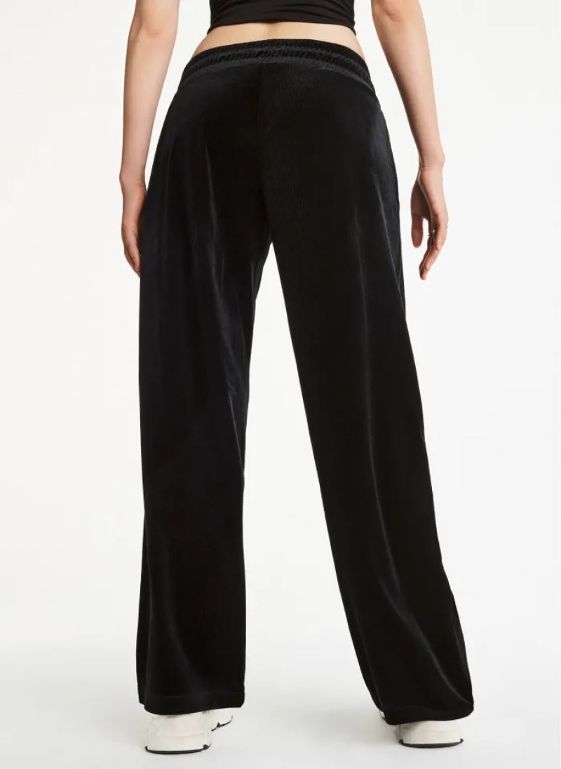 Black Women's Dkny Platinum Velour Relaxed Jogger Pants | 7268ZIXQS