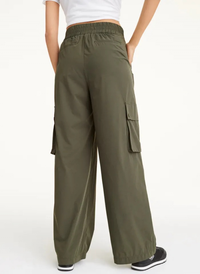 Olive Women's Dkny Cargo Pants | 5932KFGES